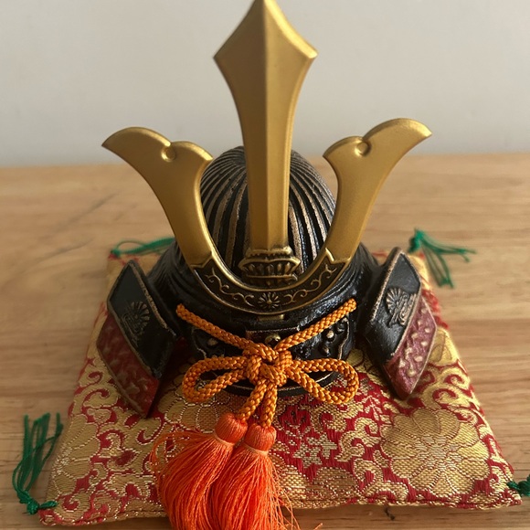 Vintage Antique Japanese Samurai Helmet in Genji Kabuto Era Style